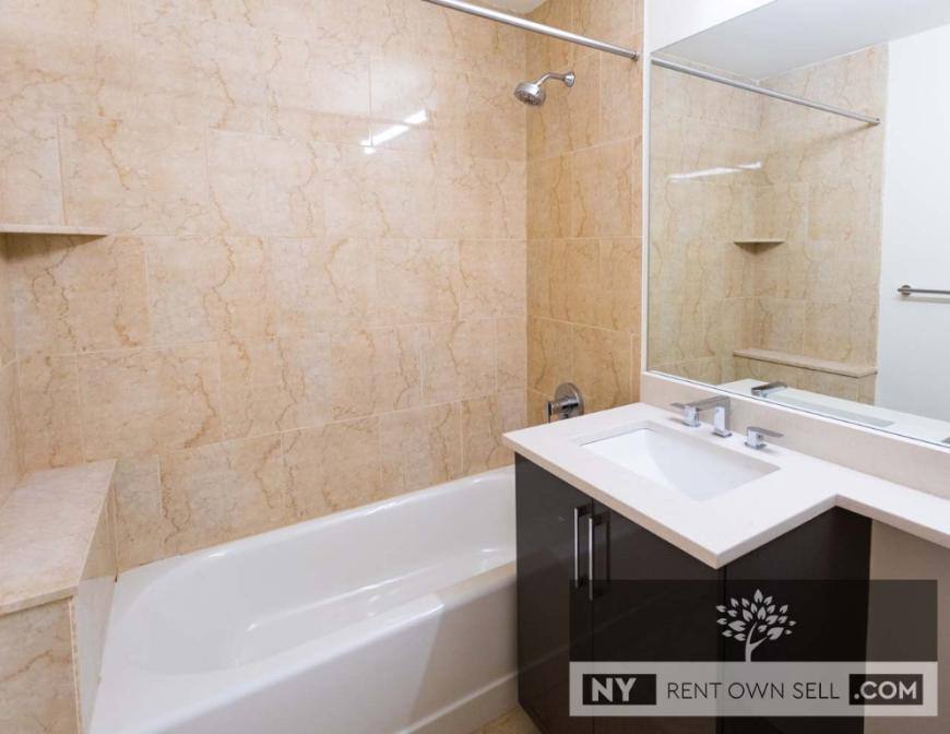 Apartment for rent at 10 Hanover Square #16G, New York, NY 10005