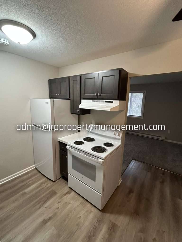 Apartment for rent at 1655 Brownstone Blvd #6, Toledo, OH 43614