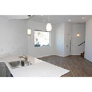 Townhouse for rent at 324 Vassar Dr SE #B, Albuquerque, NM 87106