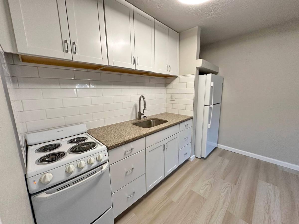 Apartment for rent at 2104 Lead Ave SE #3, Albuquerque, NM 87106