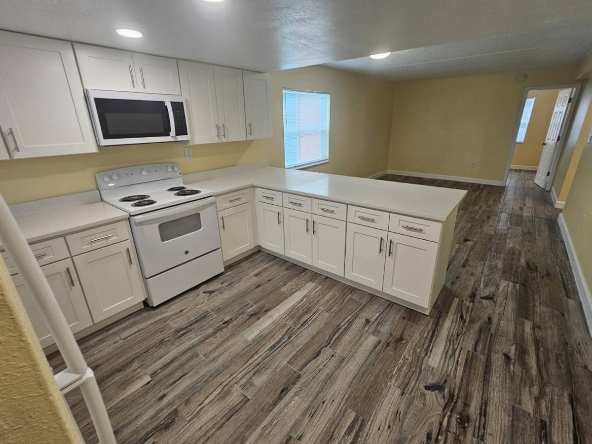 Apartment for rent at King James II, 2035 Alpine Rd #3, Clearwater, FL 33755