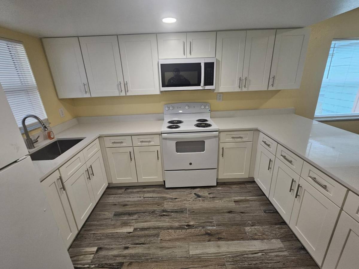 Apartment for rent at King James II, 2035 Alpine Rd #3, Clearwater, FL 33755