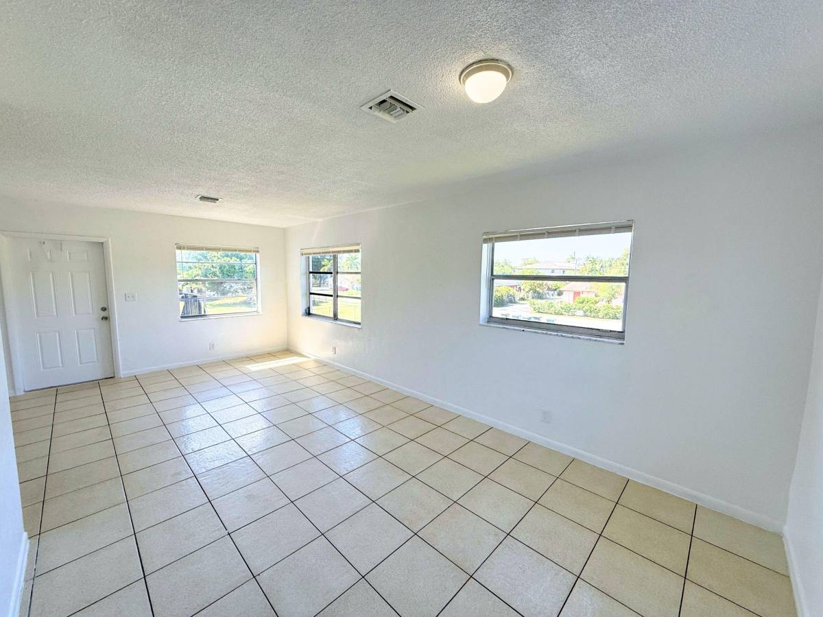 Apartment for rent at 432 NW 42nd St #4, Fort Lauderdale, FL 33309