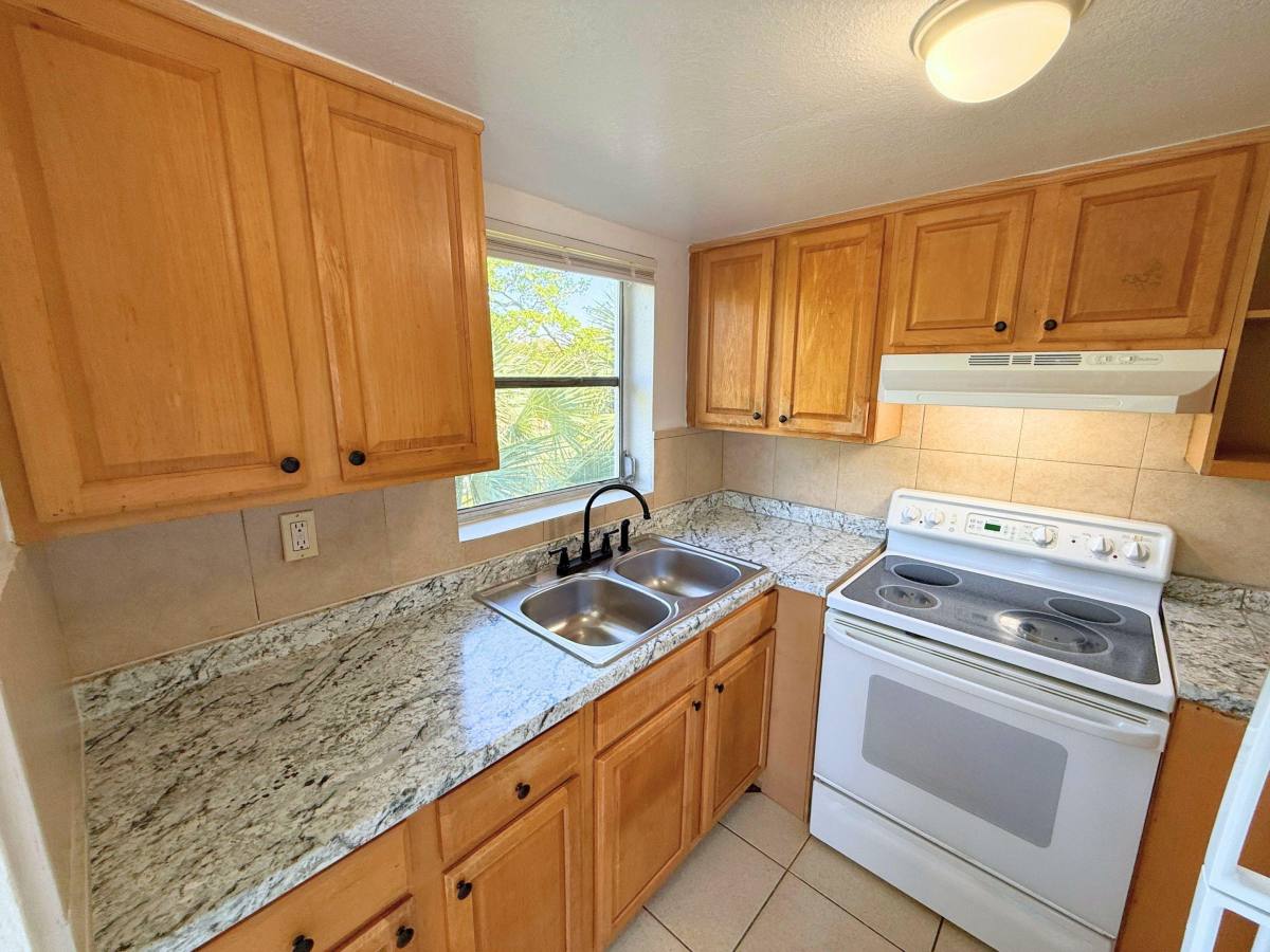 Apartment for rent at 432 NW 42nd St #4, Fort Lauderdale, FL 33309