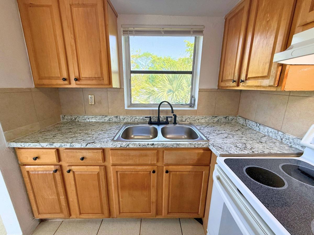 Apartment for rent at 432 NW 42nd St #4, Fort Lauderdale, FL 33309