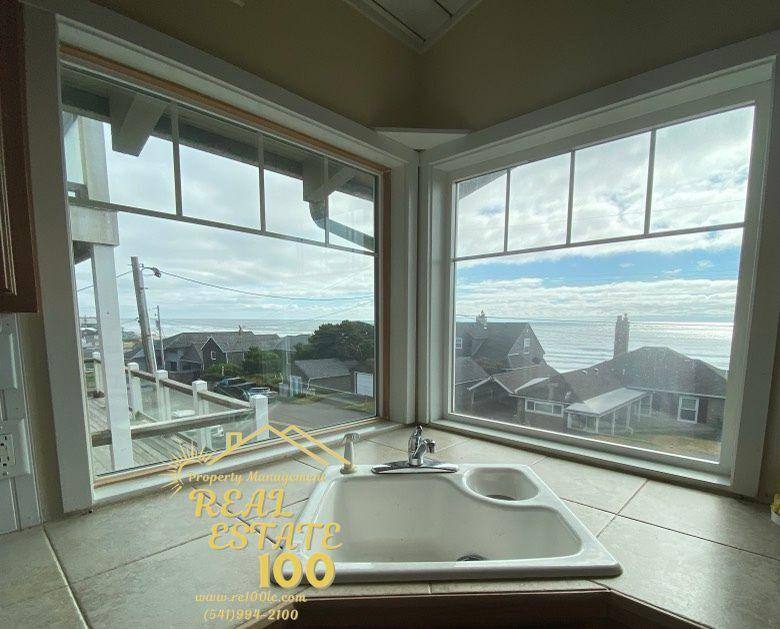 House for rent at Norwick's, 3550 NW Jetty Ave, Lincoln City, OR 97367