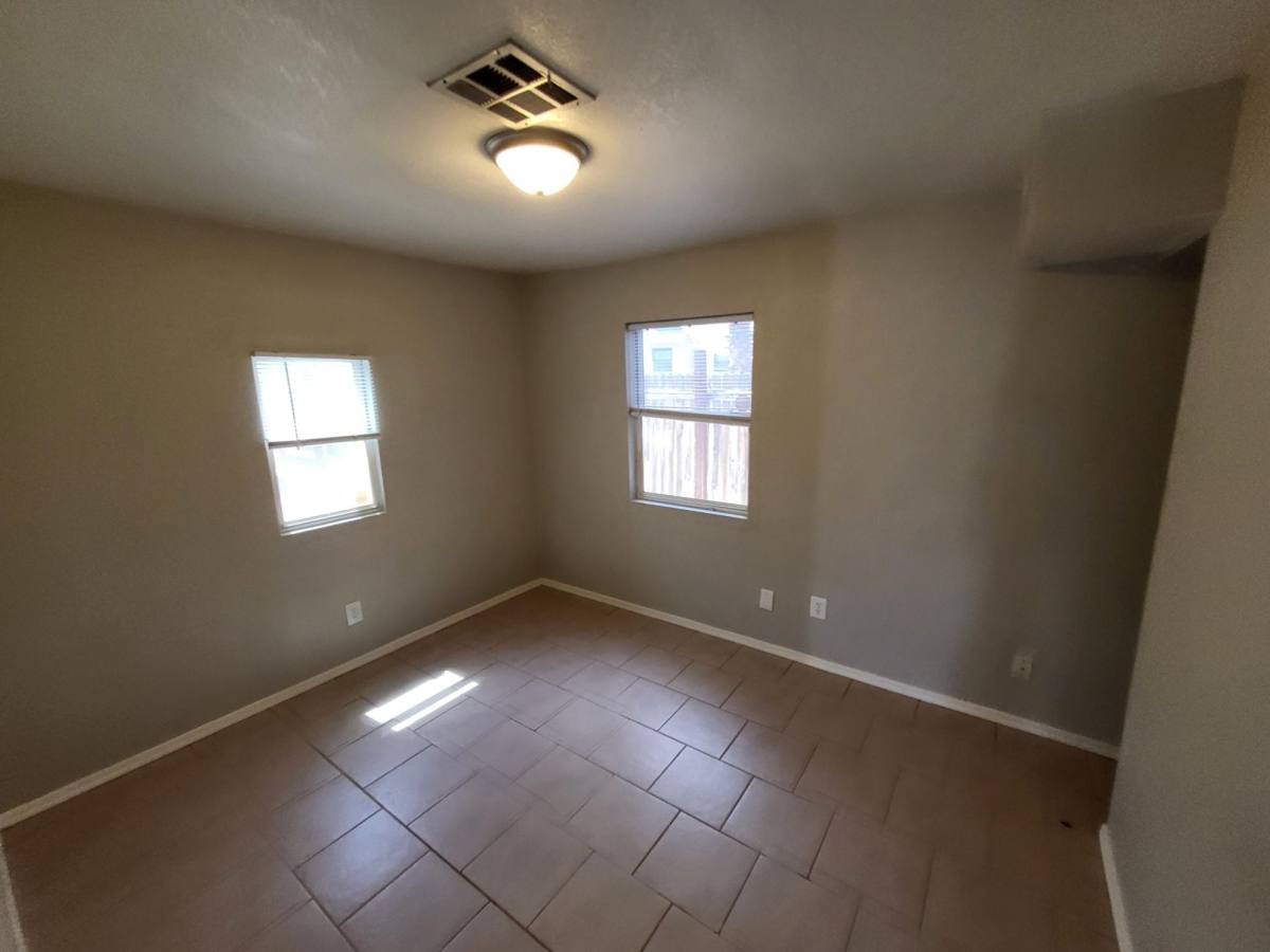 House for rent at 1524 W Monroe #B, Phoenix, AZ 85007