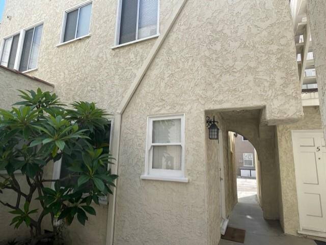 Apartment for rent at 34 Granada Ave #34-11, Long Beach, CA 90803