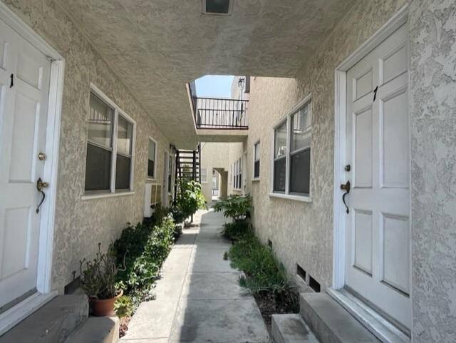 Apartment for rent at 34 Granada Ave #34-11, Long Beach, CA 90803