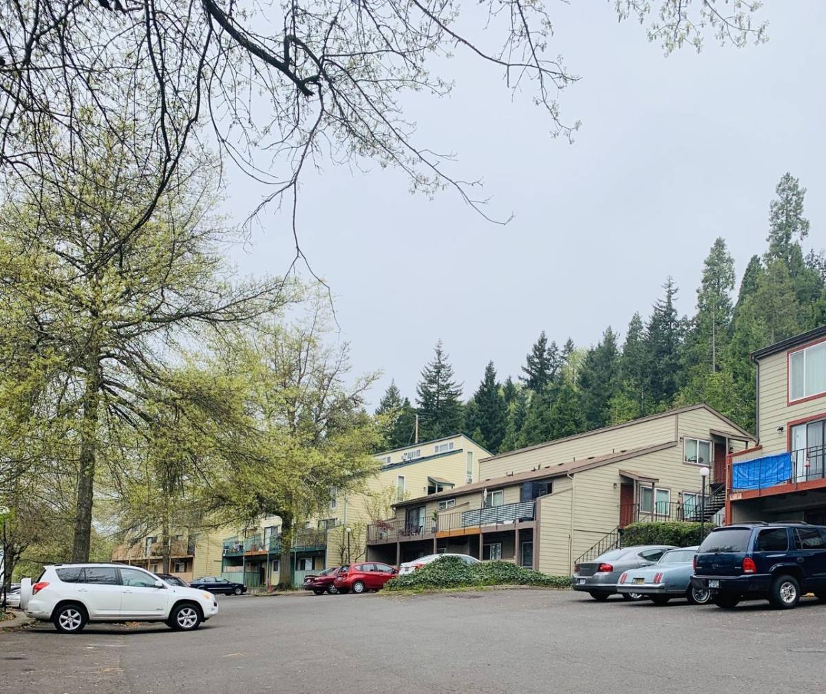 Apartment for rent at 111 Shelton McMurphey Blvd #18, Eugene, OR 97401