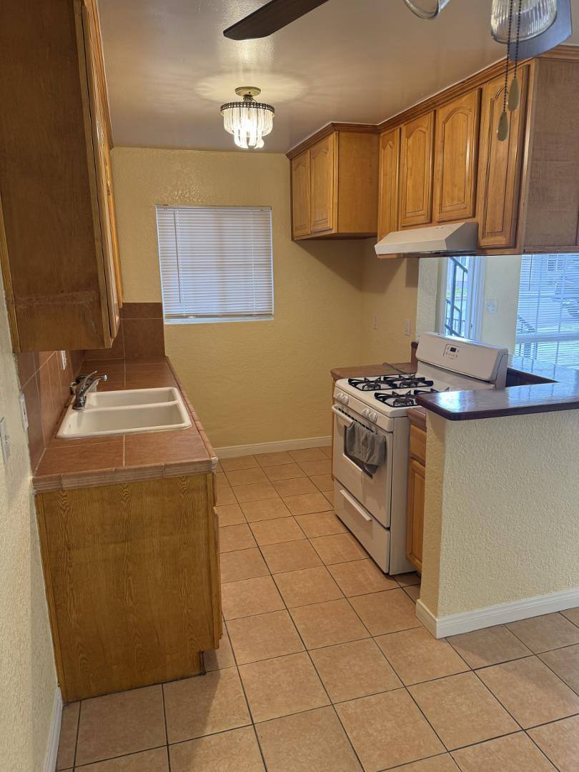 House for rent at 136 E Bay #A, Costa Mesa, CA 92627