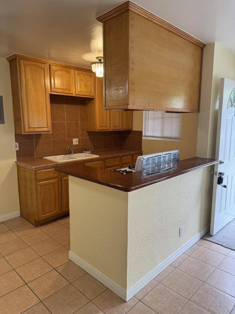 House for rent at 136 E Bay #A, Costa Mesa, CA 92627