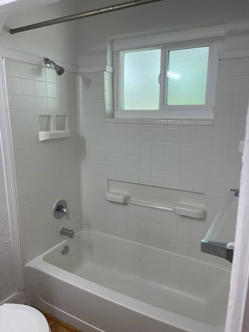 Apartment for rent at 1340 San Mateo Blvd SE #2, Albuquerque, NM 87108
