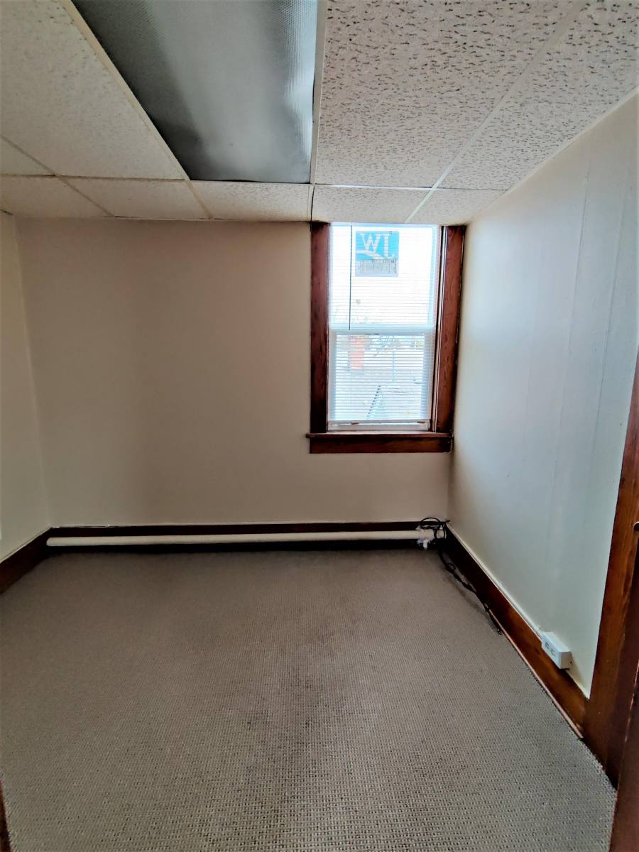 Apartment for rent at 10 N Main St #2F, Sandwich, IL 60548