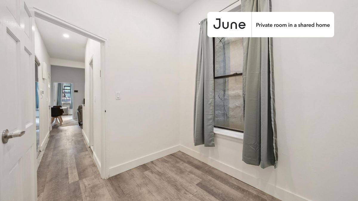 Apartment for rent at 611 E 11th St #A, New York, NY 10009