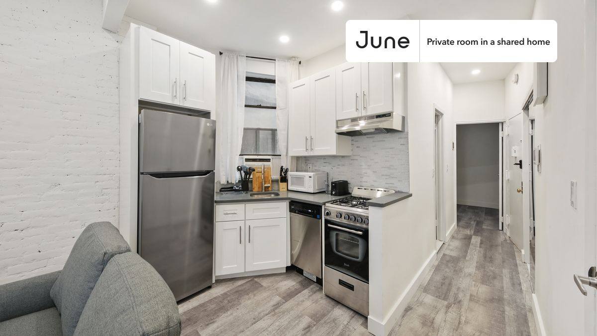 Apartment for rent at 611 E 11th St #A, New York, NY 10009