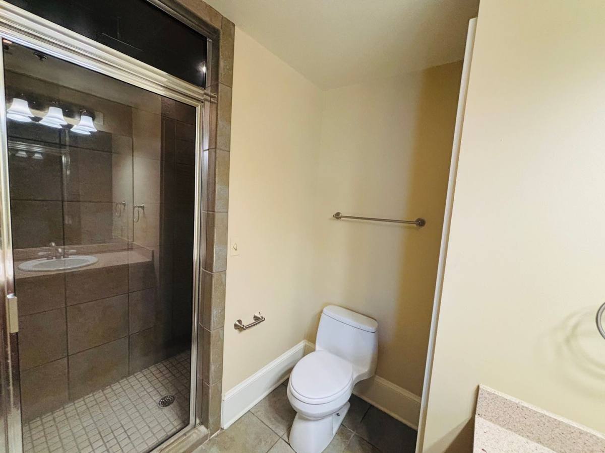 Apartment for rent at 115 College Ave, Blacksburg, VA 24060