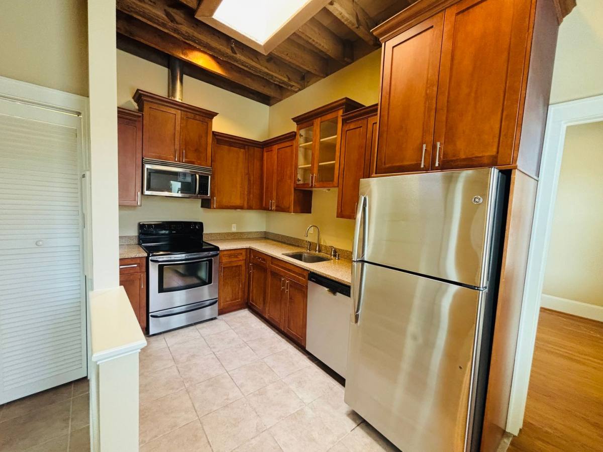 Apartment for rent at 115 College Ave, Blacksburg, VA 24060
