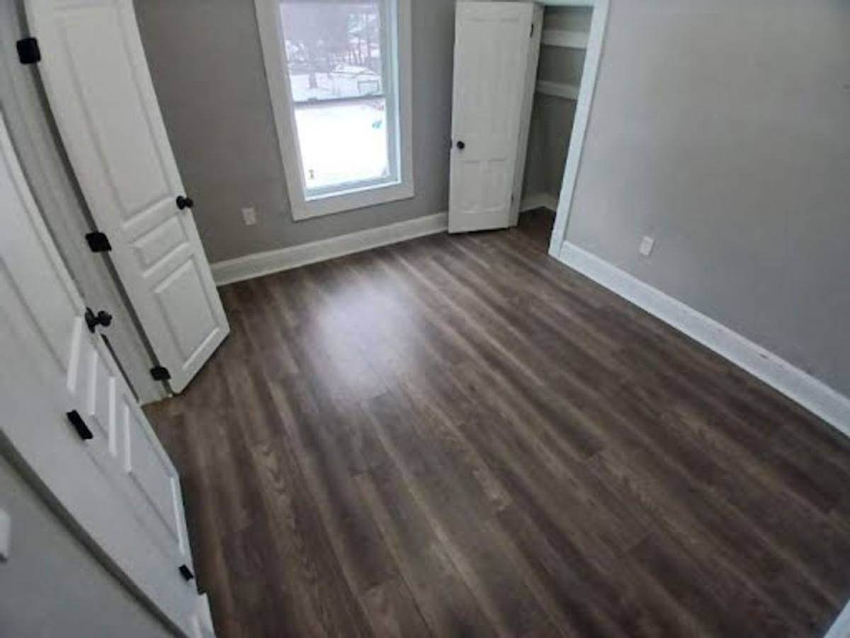 Apartment for rent at 1053 Washington Ave, Lorain, OH 44052