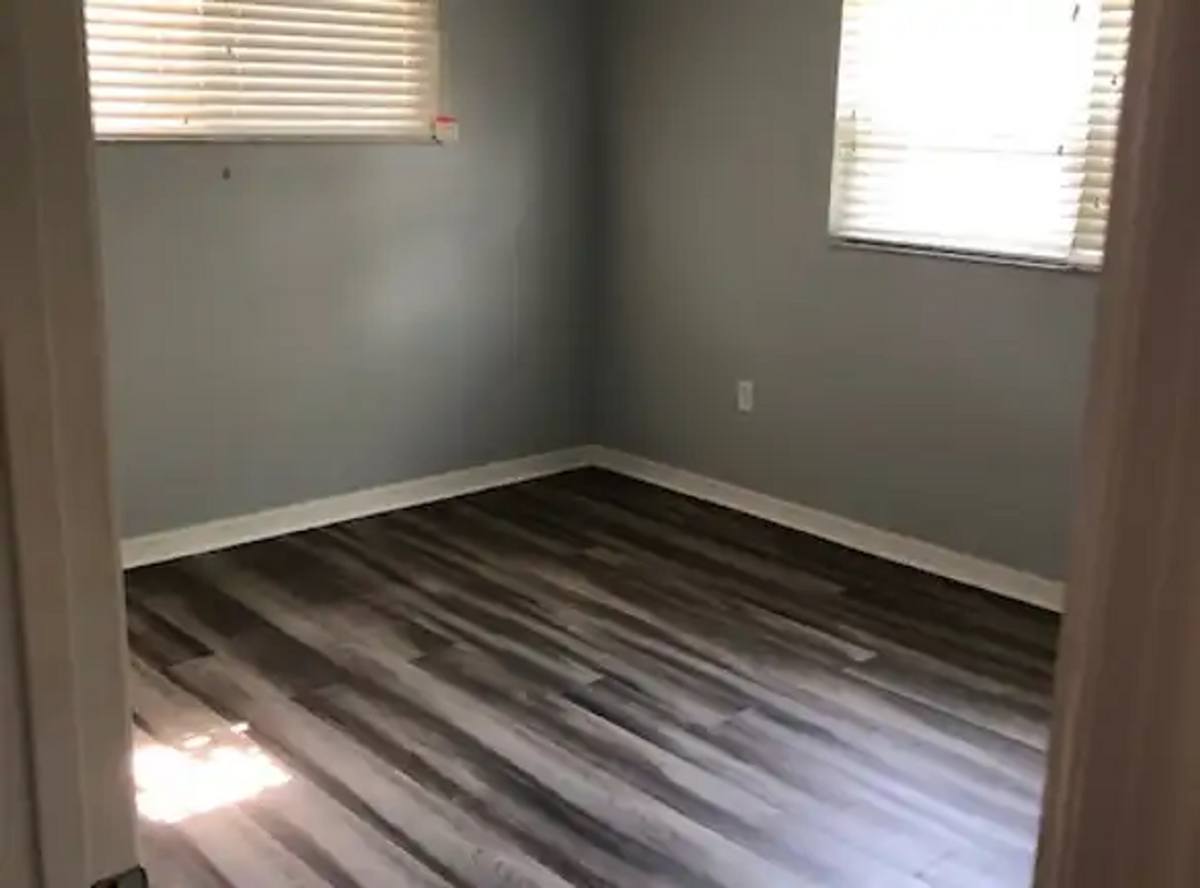 Apartment for rent at 2050 Arlington St, Sarasota, FL 34239