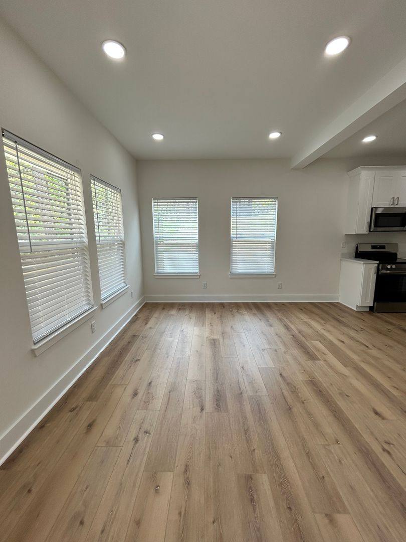House for rent at 931 Old Lower Mill Rd, Hixson, TN 37343