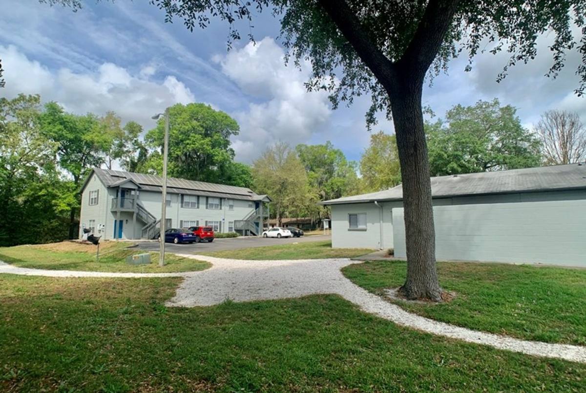 Apartment for rent at 2304 SW 35th Place, Gainesville, FL 32608