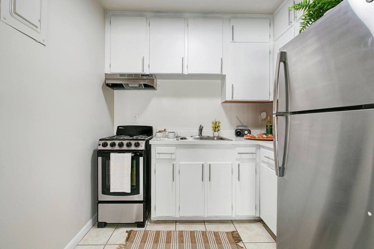 Apartment for rent at 1820 NW 10th St, Gainesville, FL 32609