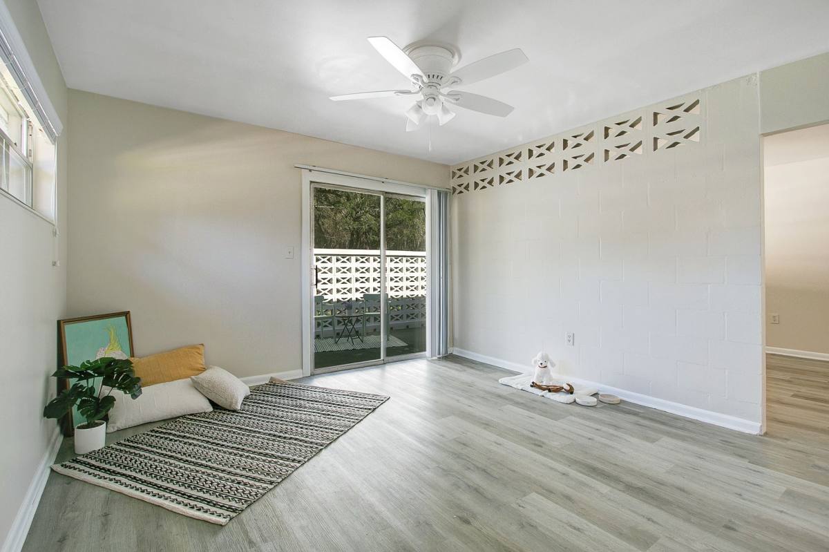 Apartment for rent at 1820 NW 10th St, Gainesville, FL 32609
