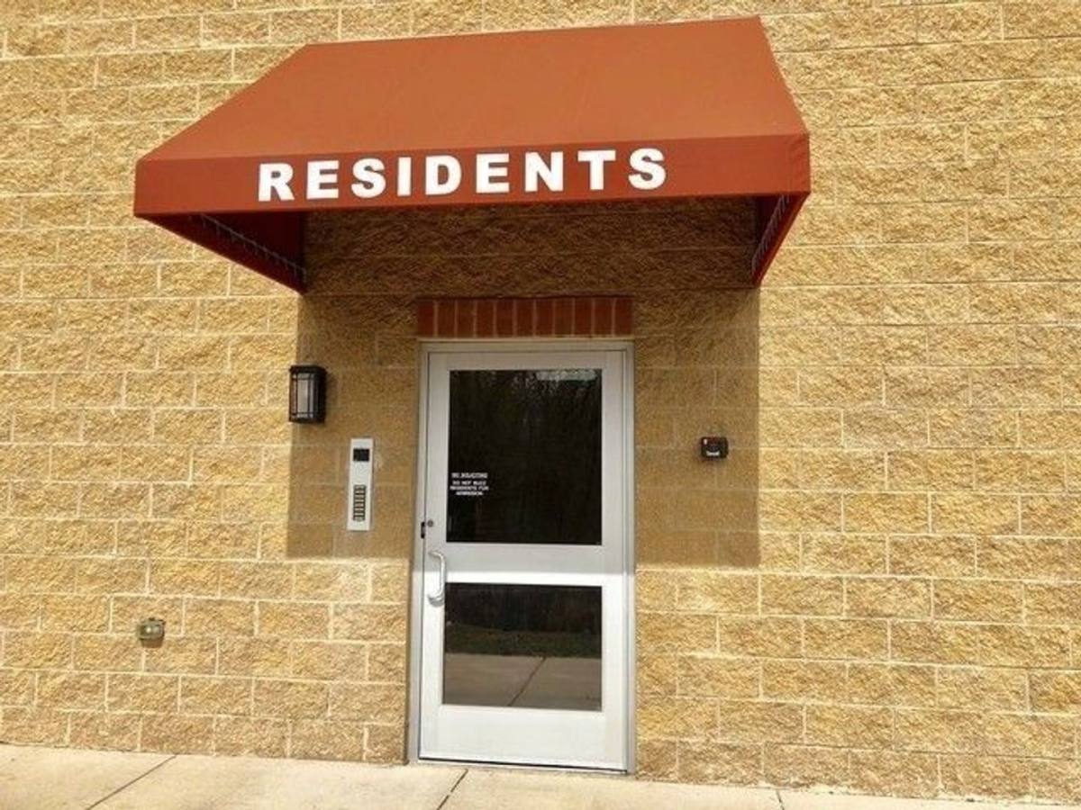 Apartment for rent at 2179 Sycamore Rd, Dekalb, IL 60115