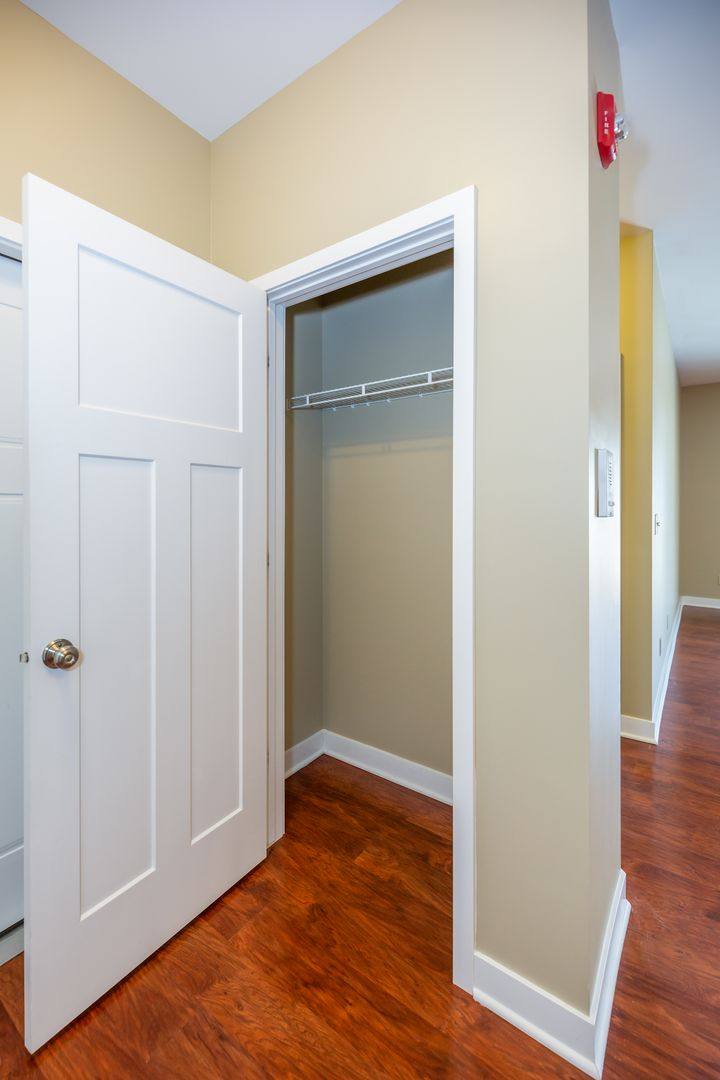 Apartment for rent at 2179 Sycamore Rd, Dekalb, IL 60115