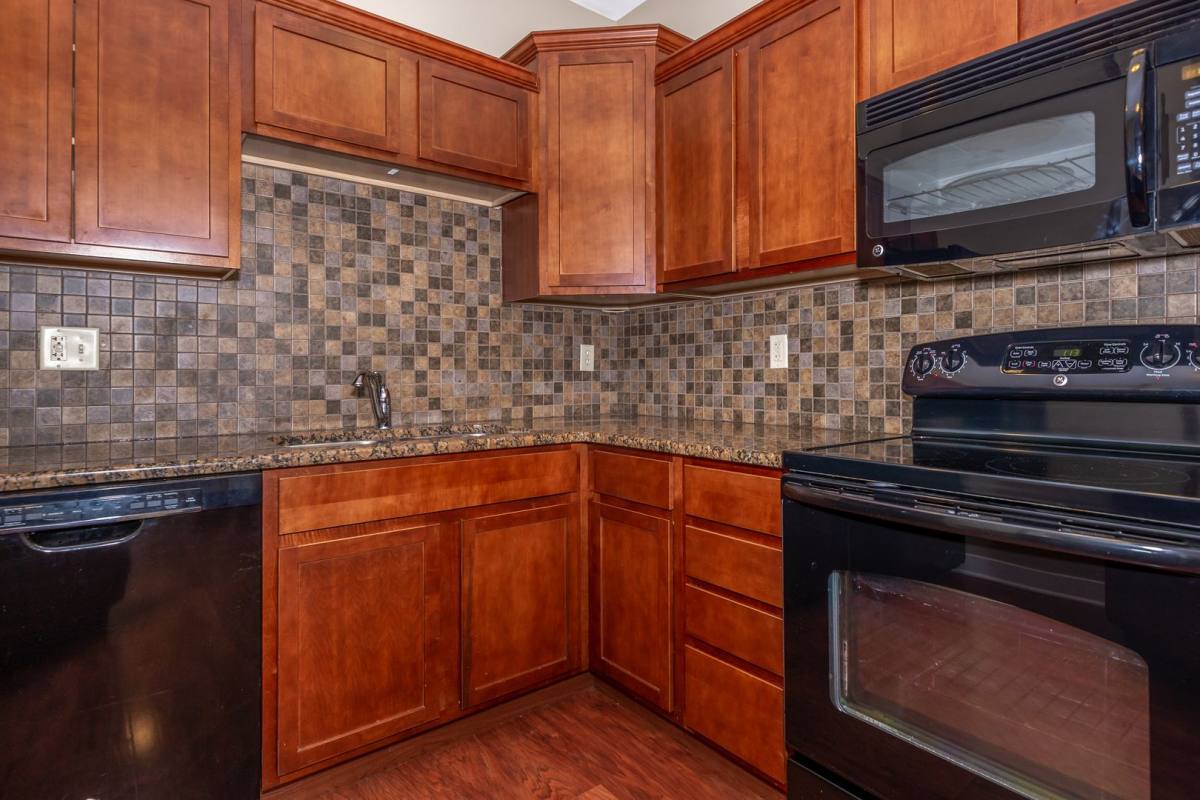 Apartment for rent at 2179 Sycamore Rd, Dekalb, IL 60115