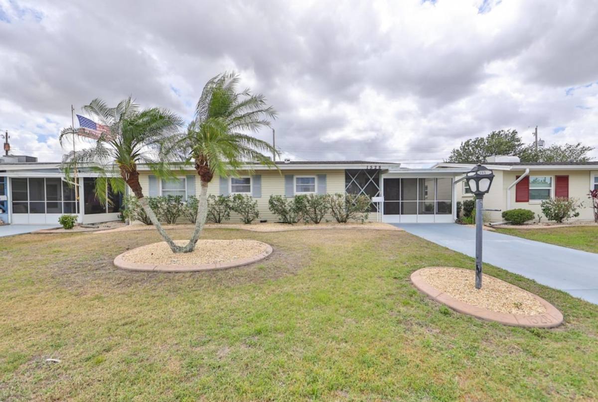 House for rent at 1528 Chevy Chase Dr, Sun City Center, FL 33573