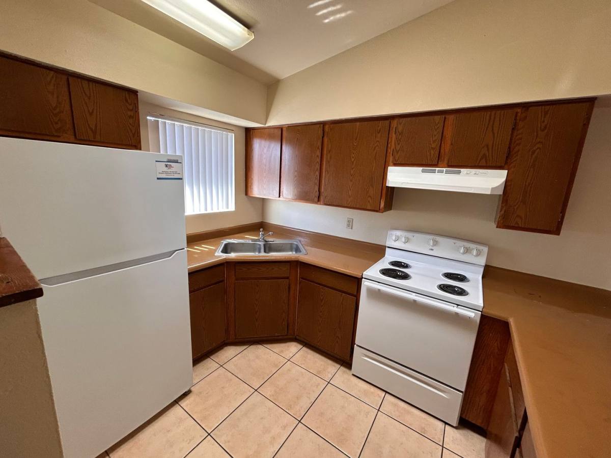 Apartment for rent at 1409 - 1417 N El Rio Dr, Tucson, AZ 85745