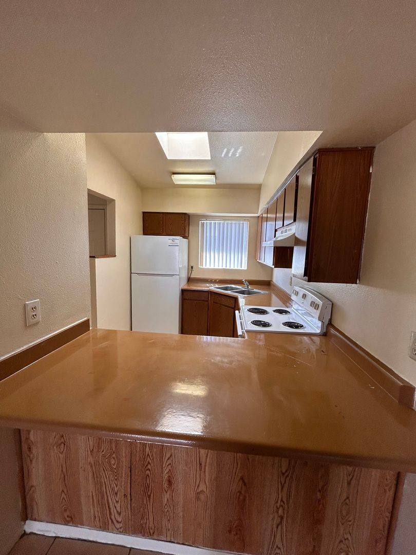 Apartment for rent at 1409 - 1417 N El Rio Dr, Tucson, AZ 85745