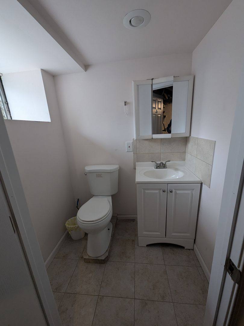 House for rent at 929 Edgemore Rd, Philadelphia, PA 19151