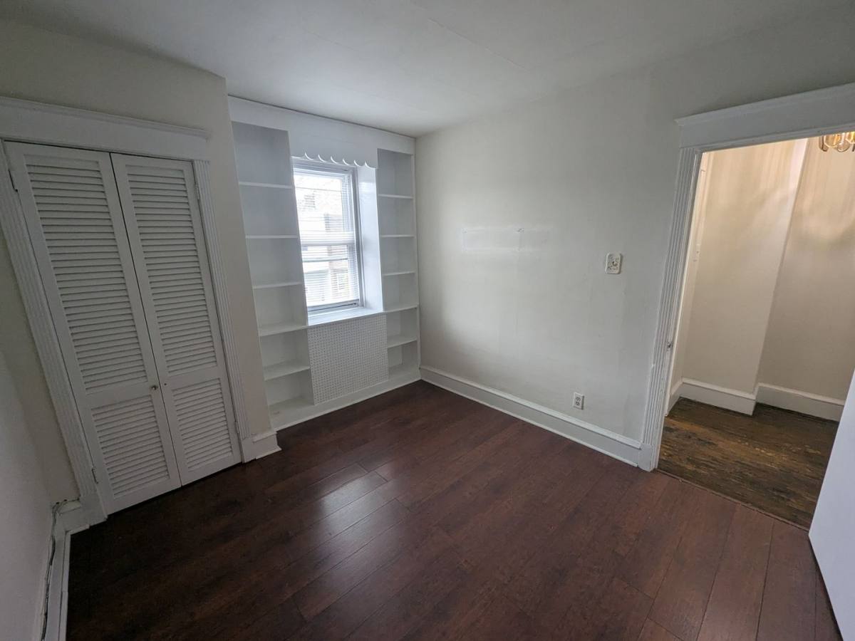 House for rent at 929 Edgemore Rd, Philadelphia, PA 19151