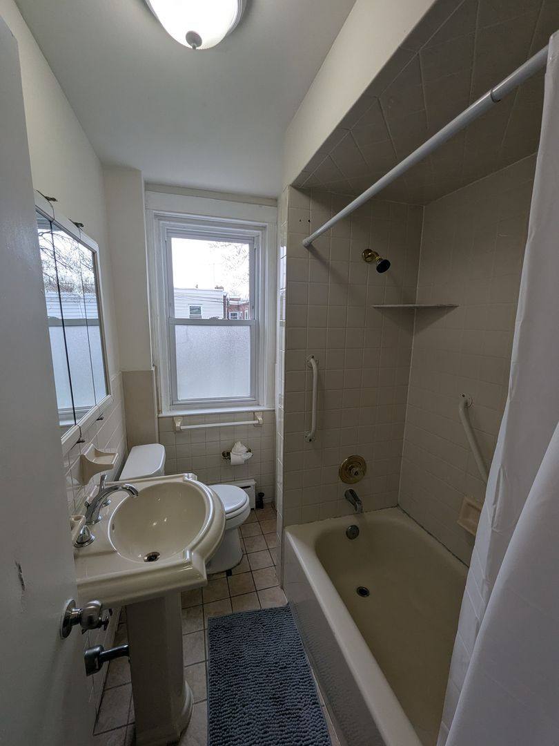 House for rent at 929 Edgemore Rd, Philadelphia, PA 19151