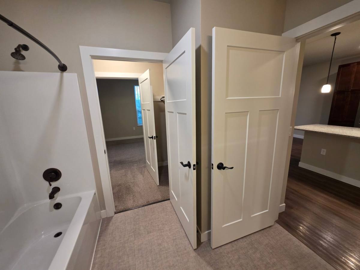 Apartment for rent at 124 Rosewood Ave, Oregon, WI 53575
