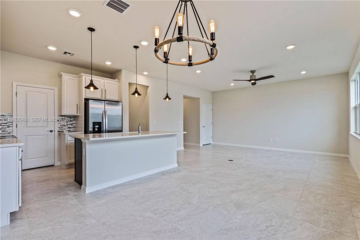 Townhouse for rent at 1455 Silk Oak Dr, Hollywood, FL 33021
