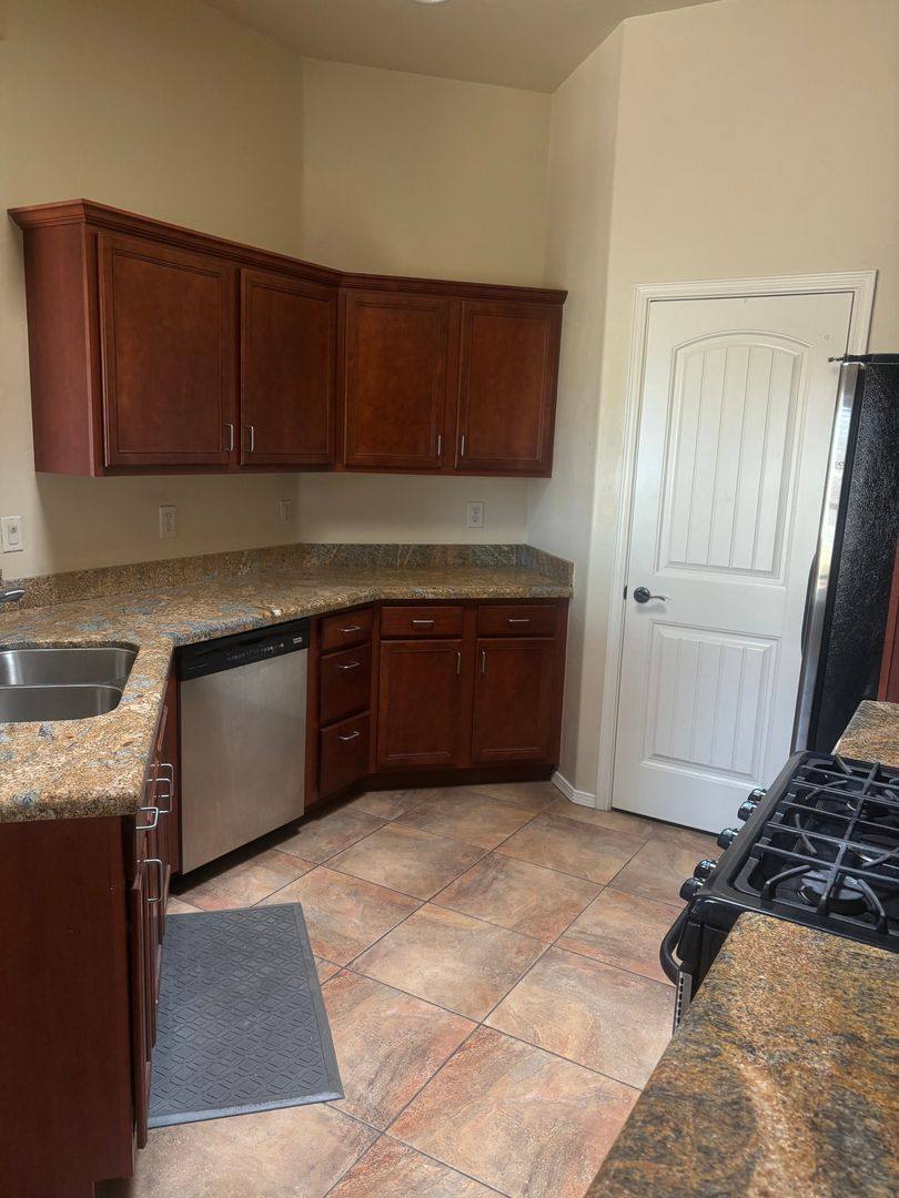 House for rent at 1296 Cassatt Place, Las Cruces, NM 88007