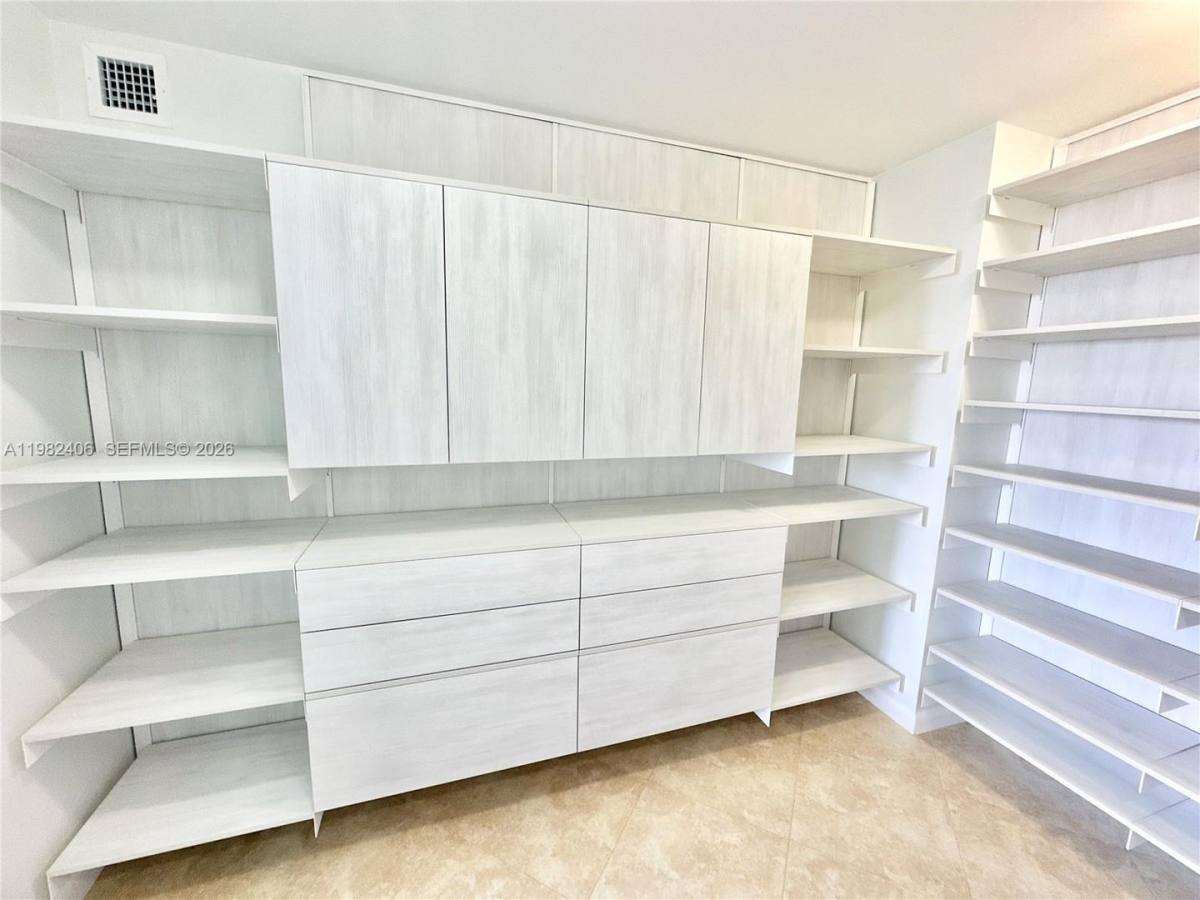 Condo for rent at 3180 S Ocean Dr, Hallandale, FL 33009