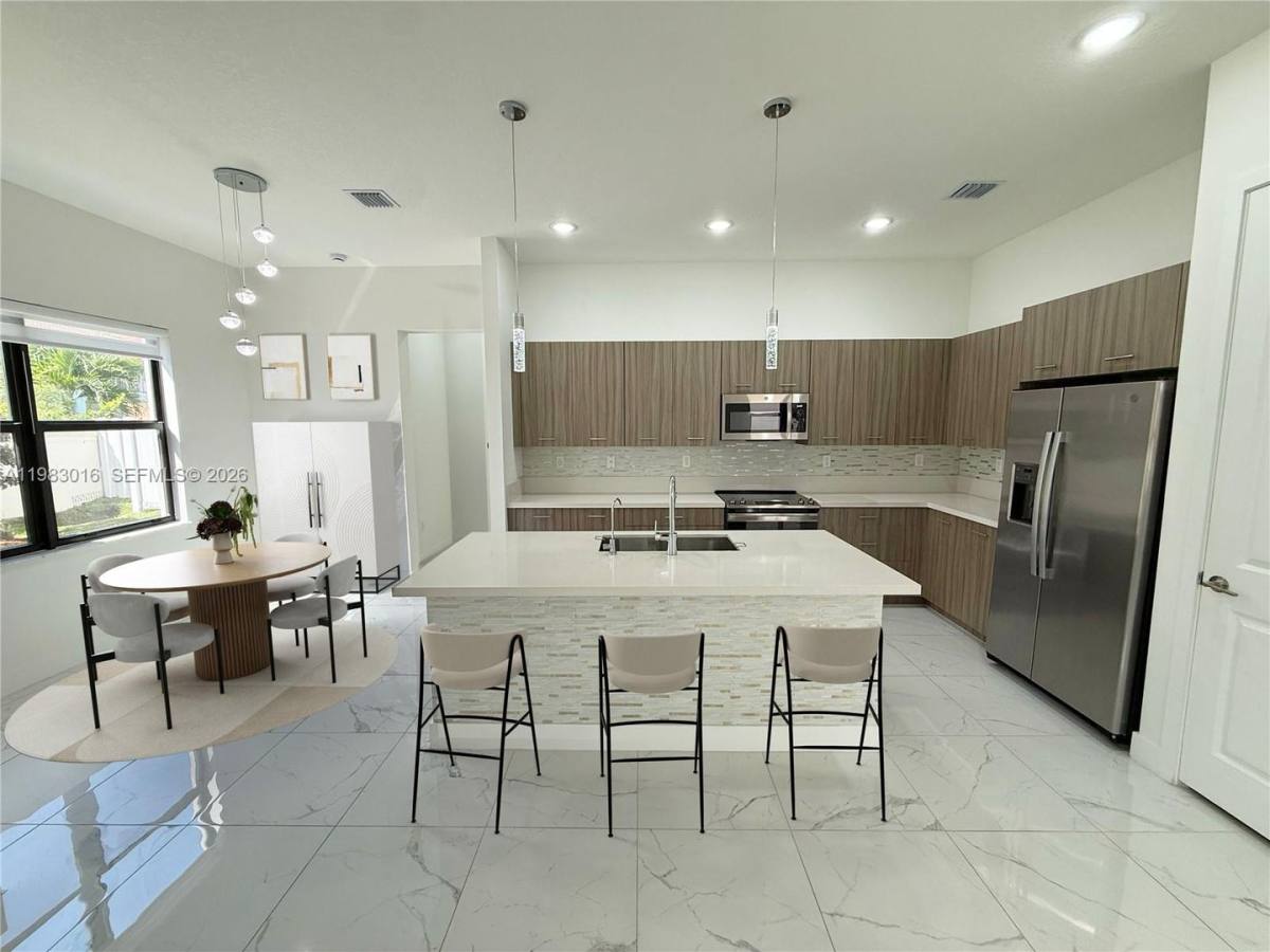 House for rent at 17410 SW 46th St, Hollywood, FL 33029