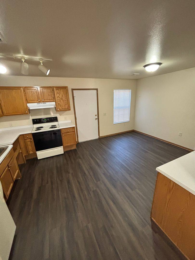 Townhouse for rent at 1702 W Center St, Milwaukee, WI 53206