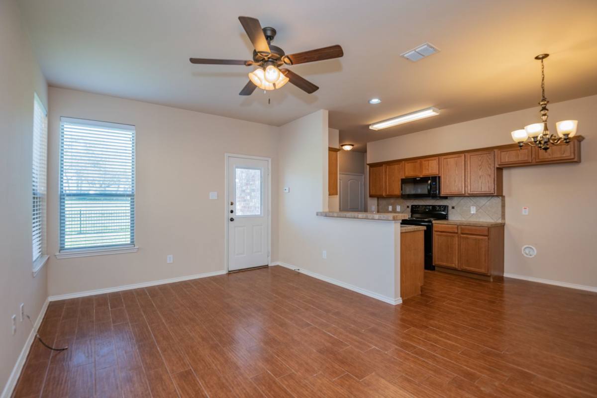 Townhouse for rent at 1426 Piedmont Dr, Mansfield, TX 76063