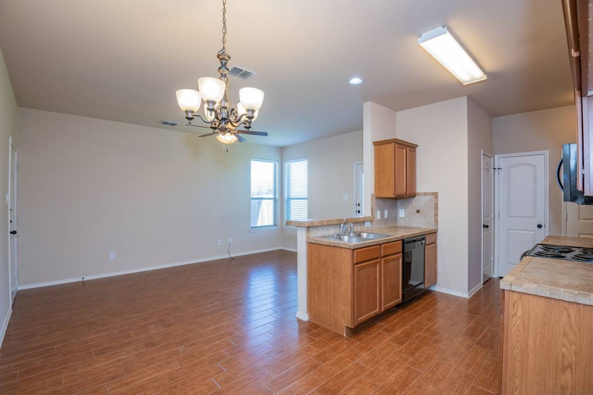 Townhouse for rent at 1426 Piedmont Dr, Mansfield, TX 76063