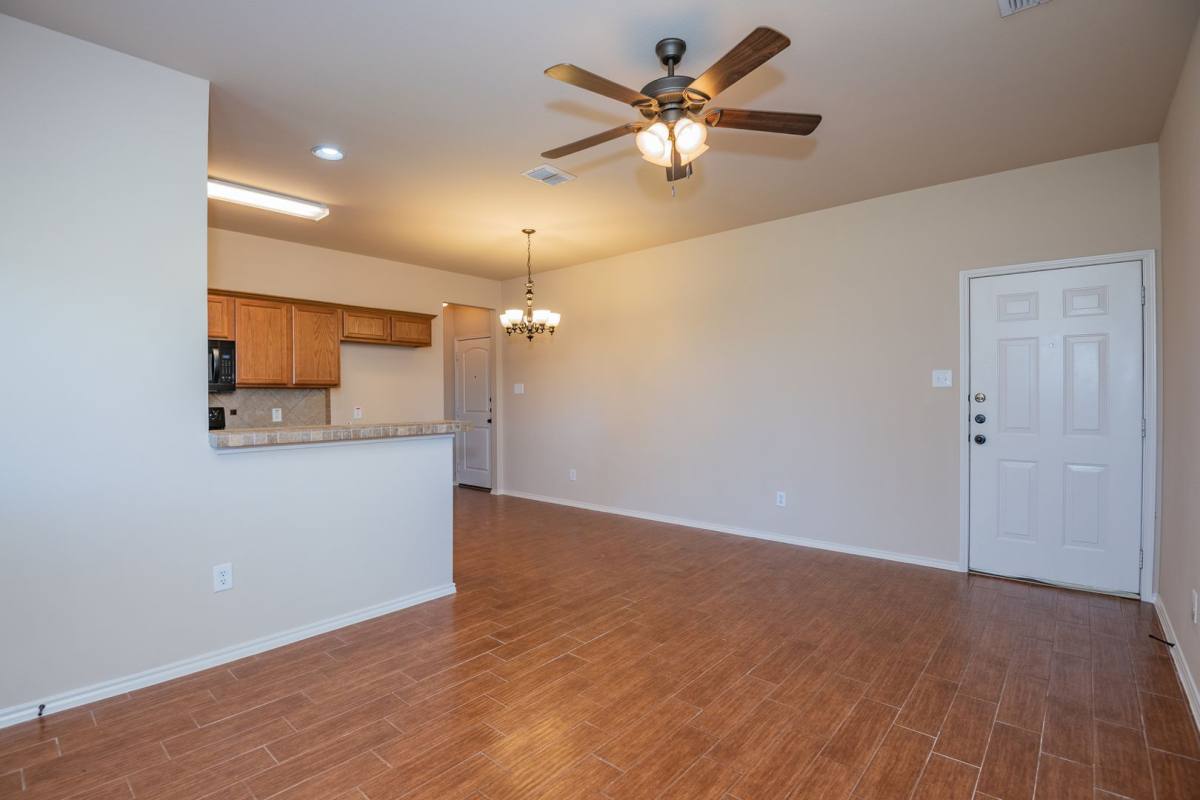 Townhouse for rent at 1426 Piedmont Dr, Mansfield, TX 76063