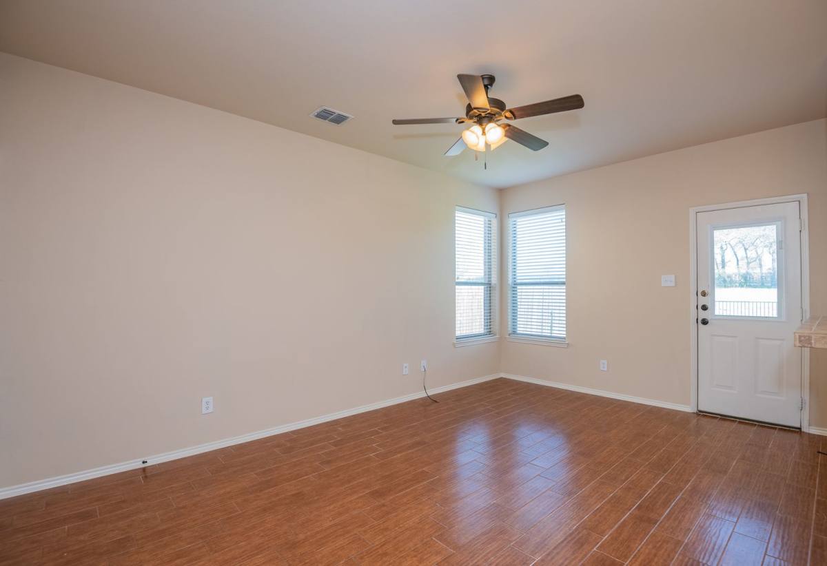 Townhouse for rent at 1426 Piedmont Dr, Mansfield, TX 76063