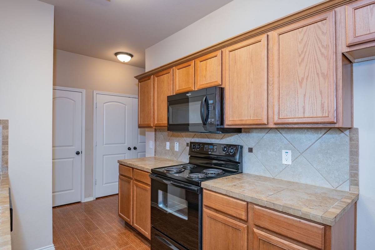 Townhouse for rent at 1426 Piedmont Dr, Mansfield, TX 76063