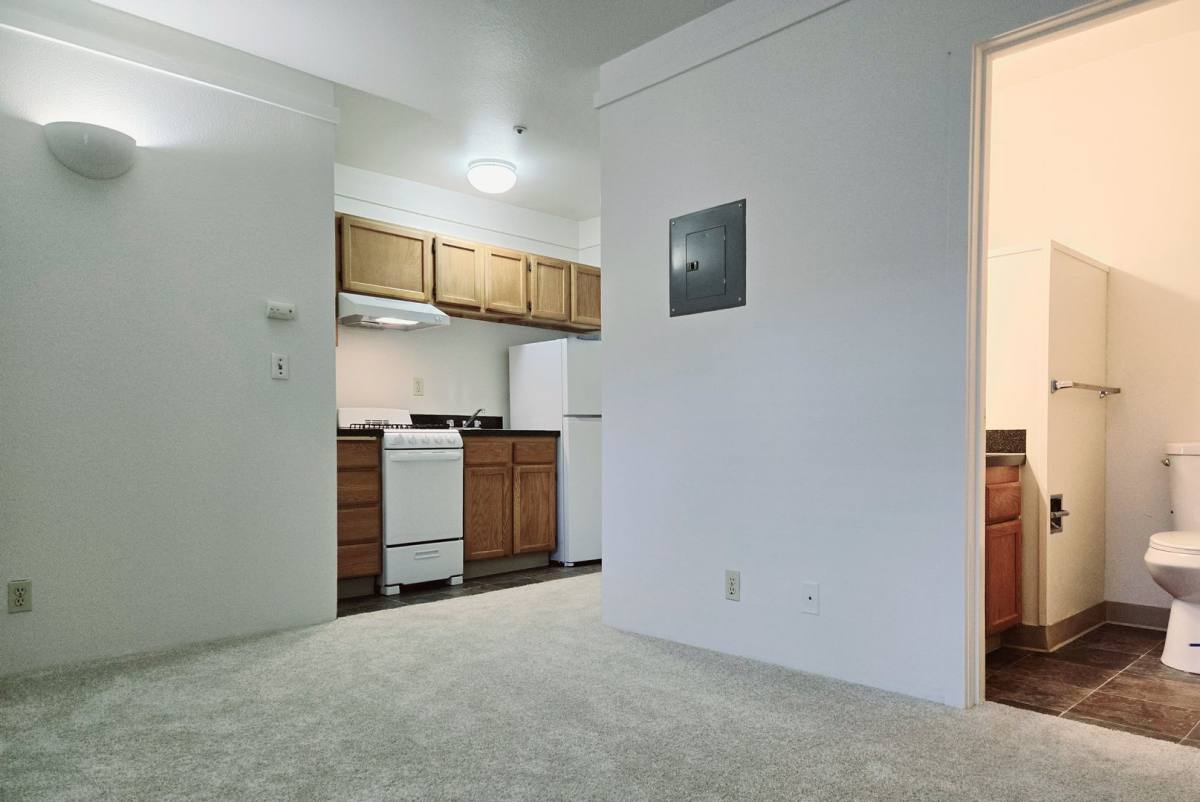 Apartment for rent at 1529 Boylston Ave, Seattle, WA 98122
