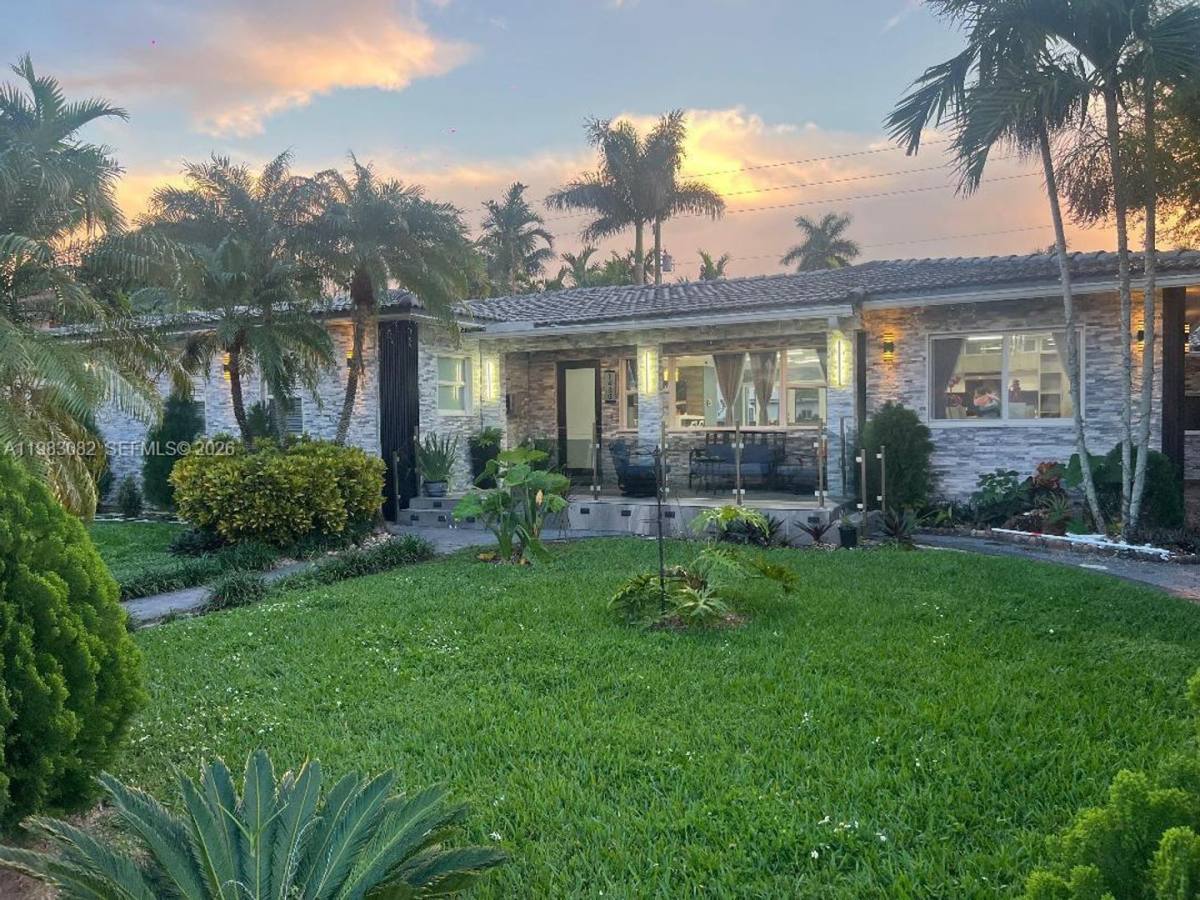 House for rent at 1430 Polk St, Hollywood, FL 33020